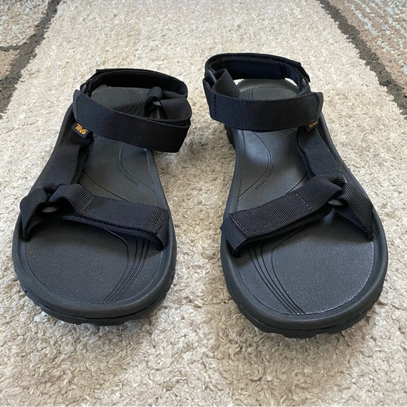 New with box Teva Hurricane 4 black sandals men’s size variation main image 5